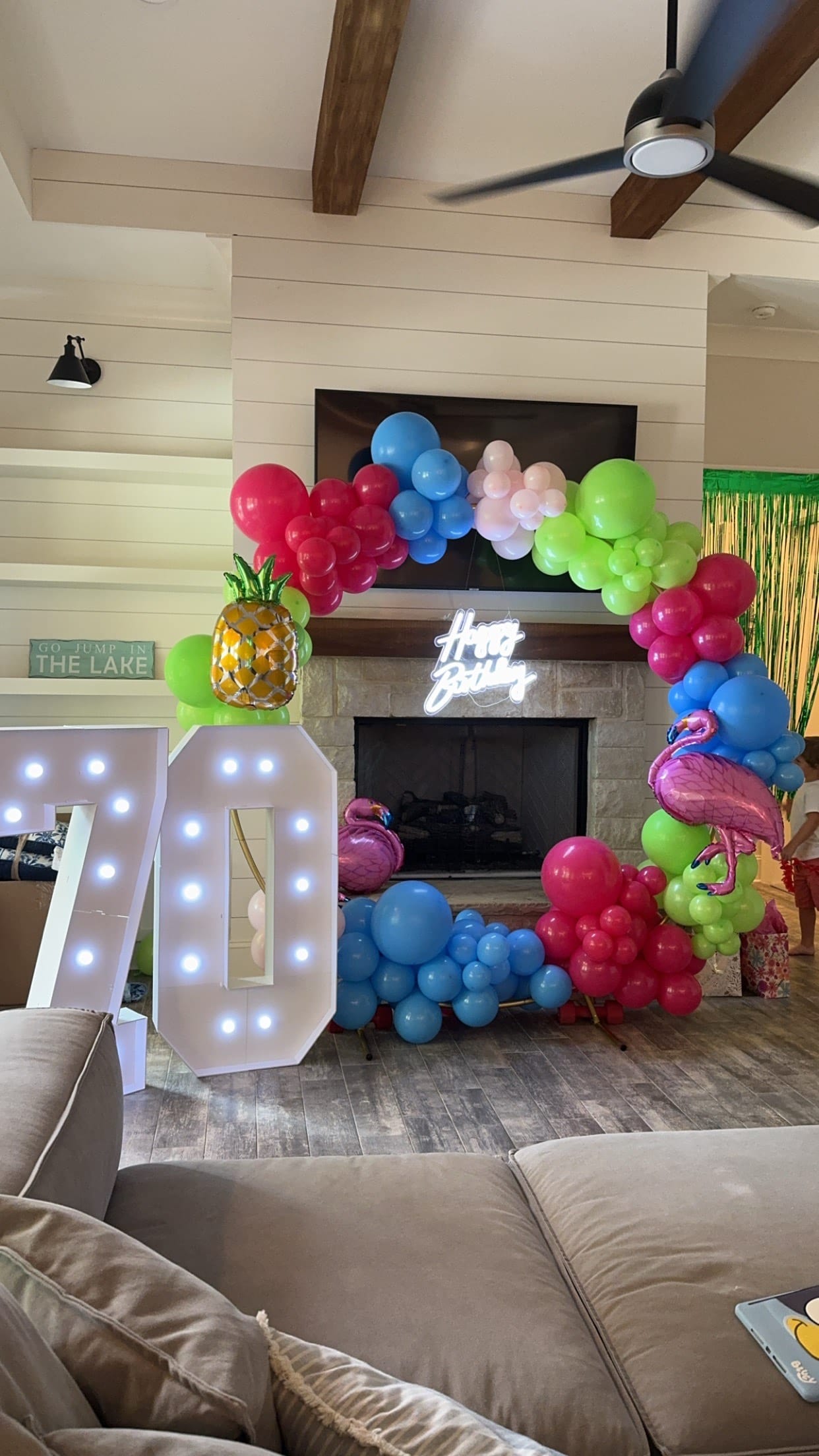 Balloon Decor for Birthday Party | Confetti Jar