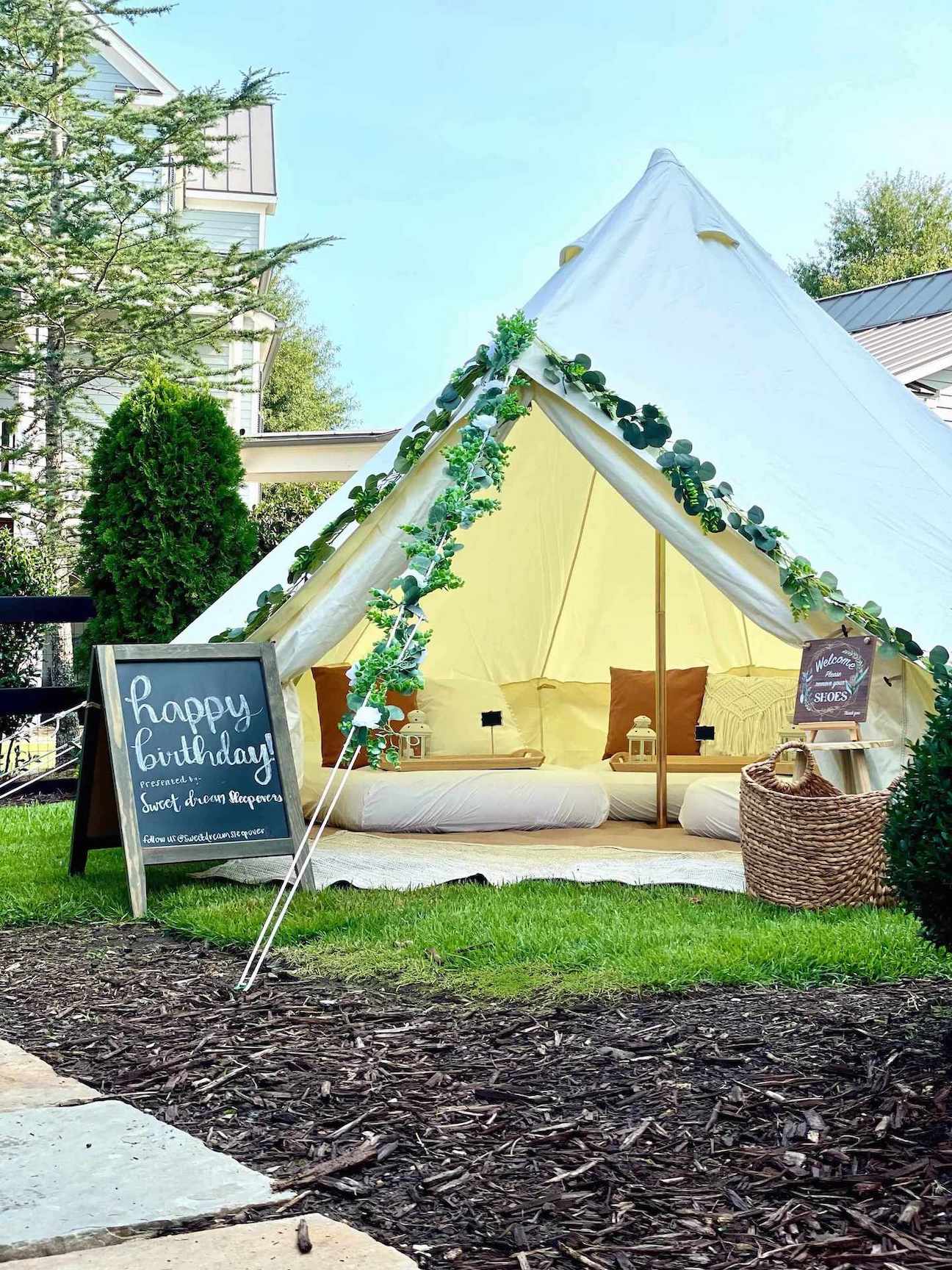 Outdoor Glamping Tent Rental | Confetti Jar